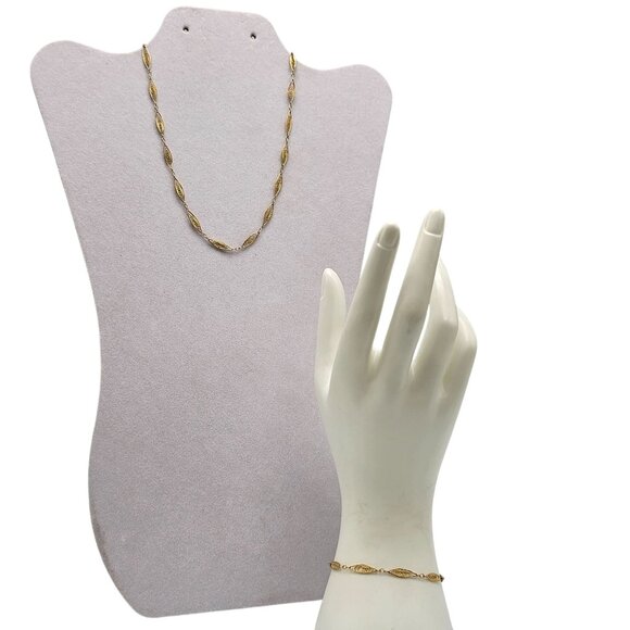 Trifari Gold Tone Filigree Chain Necklace Bracelet Set 1980s - Picture 1 of 7